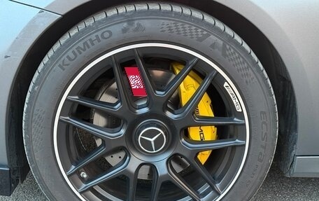 Mercedes-Benz E-Класс, 2019 год, 3 750 000 рублей, 6 фотография