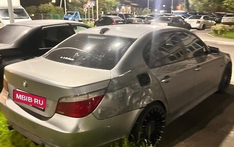 BMW 5 серия, 2003 год, 700 000 рублей, 3 фотография