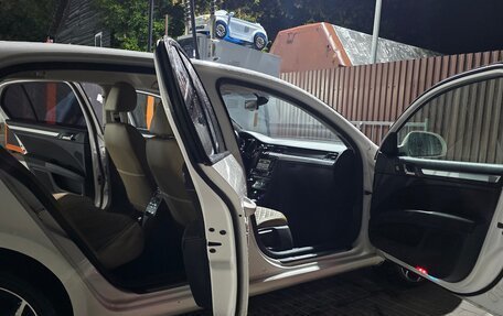 Skoda Superb III рестайлинг, 2015 год, 1 300 000 рублей, 9 фотография