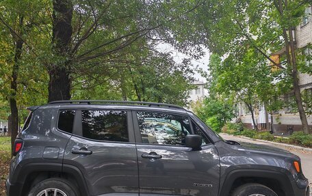 Jeep Renegade I рестайлинг, 2022 год, 2 490 000 рублей, 5 фотография