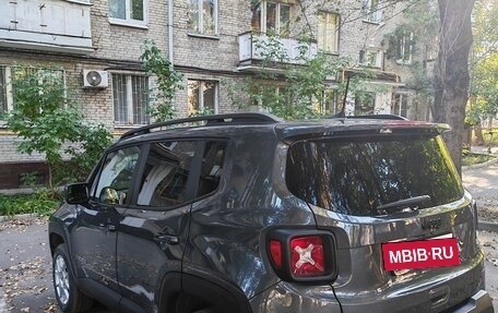 Jeep Renegade I рестайлинг, 2022 год, 2 490 000 рублей, 4 фотография