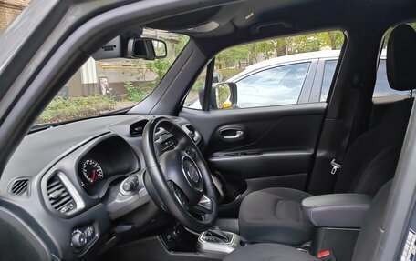 Jeep Renegade I рестайлинг, 2022 год, 2 490 000 рублей, 19 фотография