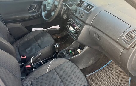 Skoda Fabia II, 2010 год, 370 000 рублей, 4 фотография