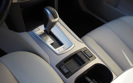 Subaru Outback IV рестайлинг, 2012 год, 1 320 000 рублей, 10 фотография