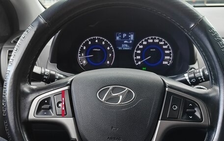 Hyundai Solaris II рестайлинг, 2015 год, 930 000 рублей, 9 фотография