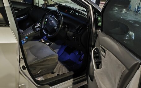 Toyota Prius, 2009 год, 1 220 000 рублей, 14 фотография