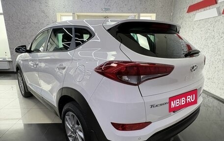 Hyundai Tucson III, 2015 год, 1 699 000 рублей, 3 фотография