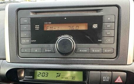 Toyota Wish II, 2012 год, 958 000 рублей, 18 фотография