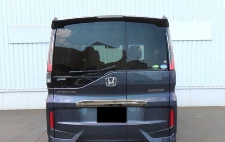Honda Stepwgn IV, 2021 год, 2 035 000 рублей, 6 фотография