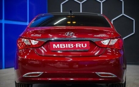 Hyundai Sonata VI, 2012 год, 1 049 000 рублей, 8 фотография