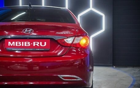 Hyundai Sonata VI, 2012 год, 1 049 000 рублей, 16 фотография