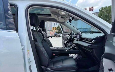 Haval H6, 2023 год, 1 050 000 рублей, 30 фотография