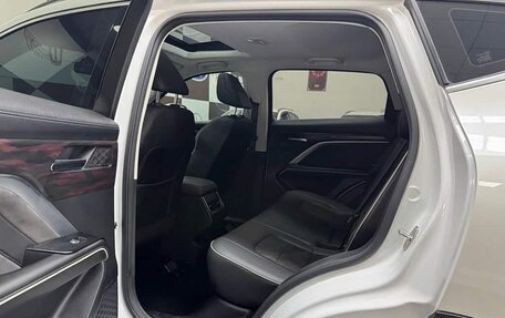 Haval H6, 2023 год, 1 300 000 рублей, 8 фотография