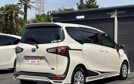 Toyota Sienta II, 2021 год, 1 260 000 рублей, 6 фотография