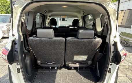 Toyota Sienta II, 2021 год, 1 260 000 рублей, 16 фотография