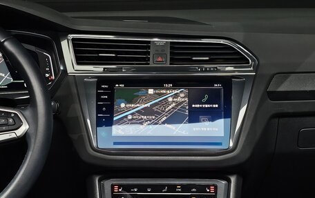 Volkswagen Tiguan II, 2022 год, 2 450 000 рублей, 16 фотография
