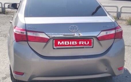Toyota Corolla, 2013 год, 1 300 000 рублей, 5 фотография