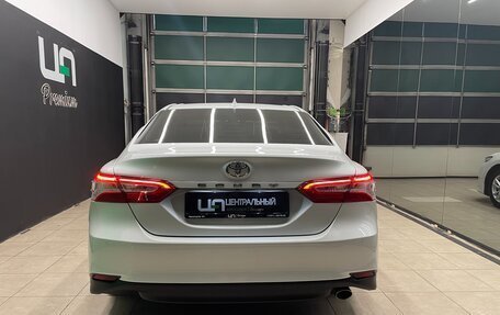 Toyota Camry, 2019 год, 2 600 000 рублей, 5 фотография