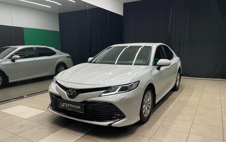 Toyota Camry, 2019 год, 2 600 000 рублей, 7 фотография
