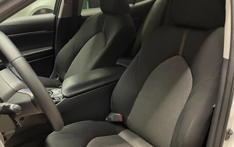 Toyota Camry, 2019 год, 2 600 000 рублей, 11 фотография