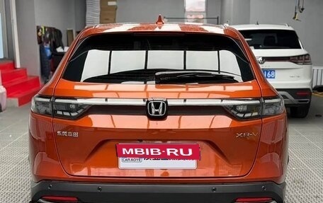 Honda Vezel, 2022 год, 1 470 000 рублей, 4 фотография