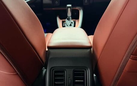 Honda Vezel, 2022 год, 1 470 000 рублей, 17 фотография