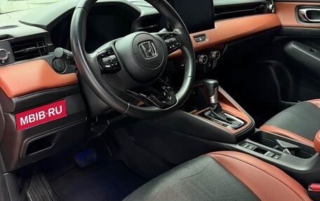 Honda Vezel, 2022 год, 1 470 000 рублей, 10 фотография