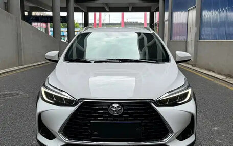 Toyota Yaris XP150 рестайлинг, 2022 год, 1 238 004 рублей, 2 фотография