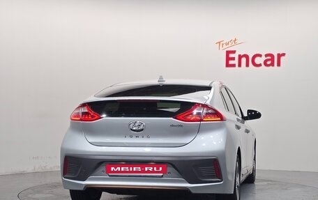 Hyundai IONIQ, 2019 год, 1 100 001 рублей, 4 фотография