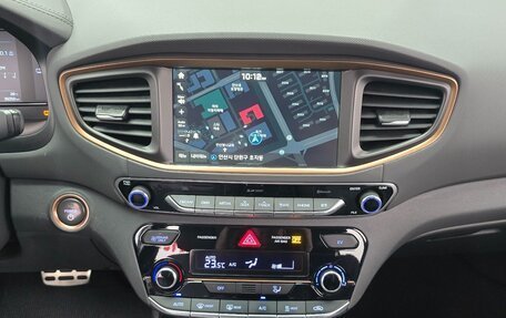 Hyundai IONIQ, 2019 год, 1 100 001 рублей, 13 фотография