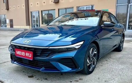 Hyundai Elantra, 2023 год, 1 370 000 рублей, 1 фотография