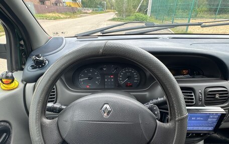 Renault Scenic III, 2000 год, 230 000 рублей, 1 фотография