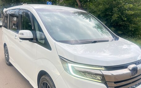 Honda Stepwgn IV, 2020 год, 2 990 000 рублей, 4 фотография