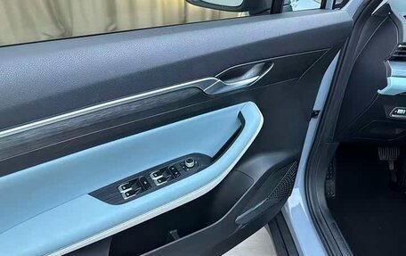 Geely Emgrand, 2022 год, 1 054 000 рублей, 11 фотография
