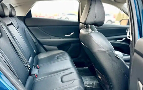 Hyundai Elantra, 2023 год, 1 370 000 рублей, 15 фотография