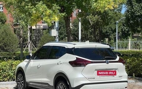 Nissan Kicks I, 2023 год, 1 180 000 рублей, 5 фотография