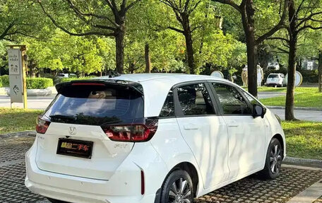 Honda Fit, 2022 год, 1 170 004 рублей, 6 фотография