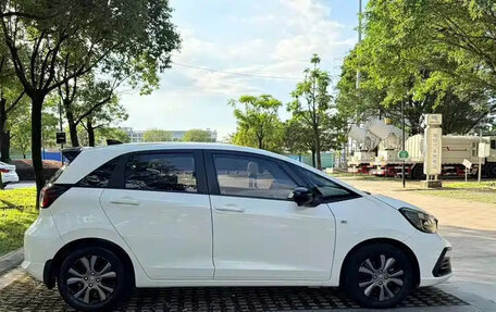 Honda Fit, 2022 год, 1 170 004 рублей, 8 фотография