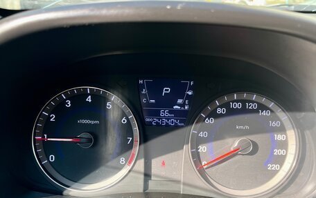 Hyundai Solaris II рестайлинг, 2013 год, 649 000 рублей, 11 фотография