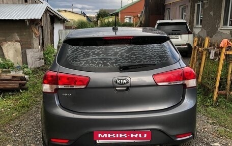 KIA Rio III рестайлинг, 2017 год, 700 000 рублей, 5 фотография