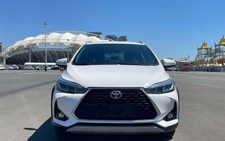 Toyota Yaris XP150 рестайлинг, 2023 год, 1 010 000 рублей, 3 фотография