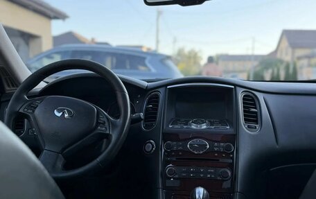 Infiniti QX50 I рестайлинг, 2013 год, 1 900 000 рублей, 4 фотография