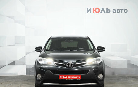 Toyota RAV4, 2013 год, 1 990 000 рублей, 3 фотография