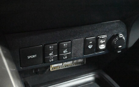Toyota RAV4, 2013 год, 1 990 000 рублей, 17 фотография