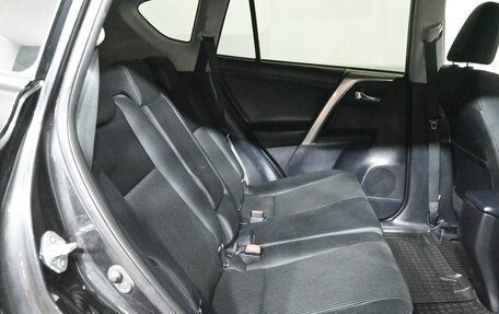 Toyota RAV4, 2013 год, 1 990 000 рублей, 12 фотография