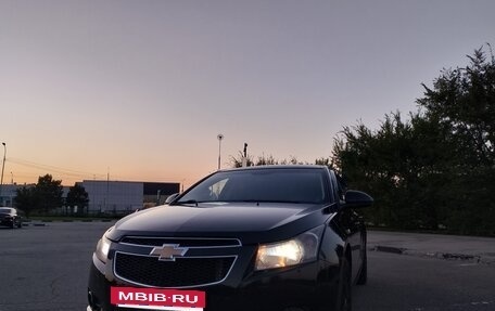 Chevrolet Cruze II, 2011 год, 730 000 рублей, 2 фотография