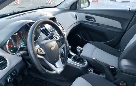 Chevrolet Cruze II, 2011 год, 730 000 рублей, 7 фотография