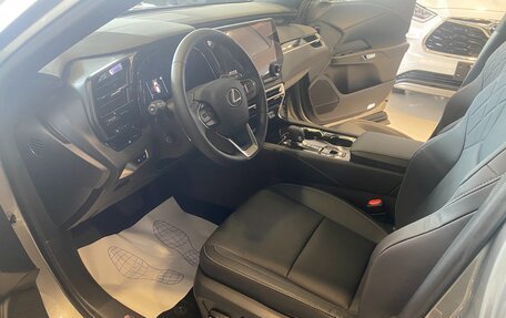 Lexus RX IV рестайлинг, 2025 год, 7 990 000 рублей, 16 фотография