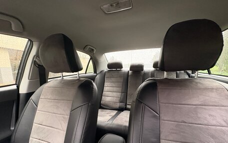 Toyota Corolla, 2011 год, 650 000 рублей, 9 фотография