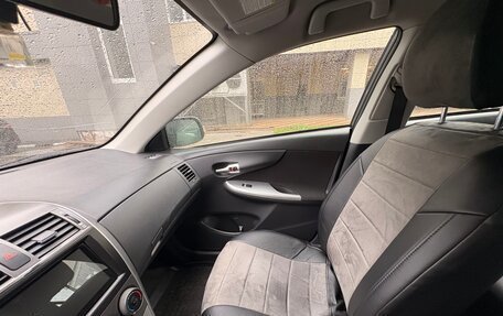 Toyota Corolla, 2011 год, 650 000 рублей, 8 фотография